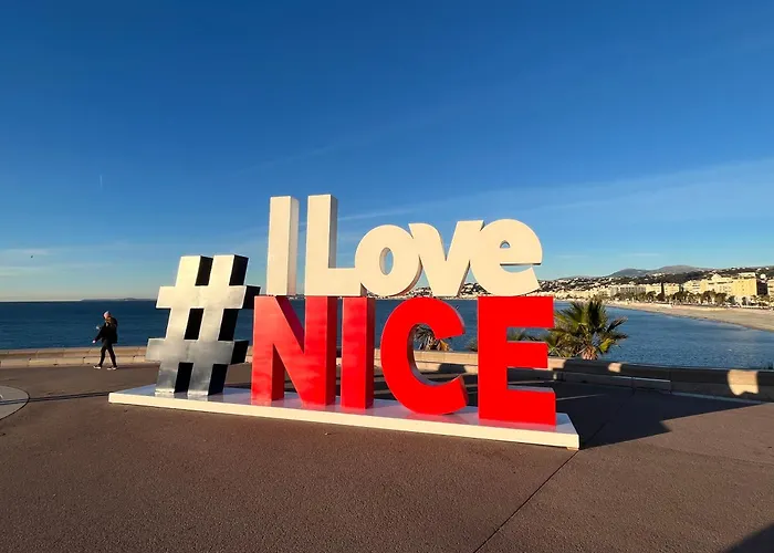 Palais Elisabeth Promenade Des Anglais